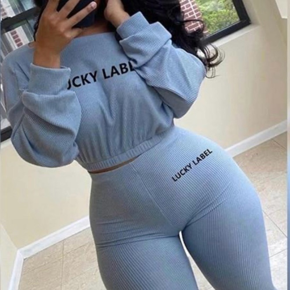 Light Blue Fitted Crop Top with Leggings